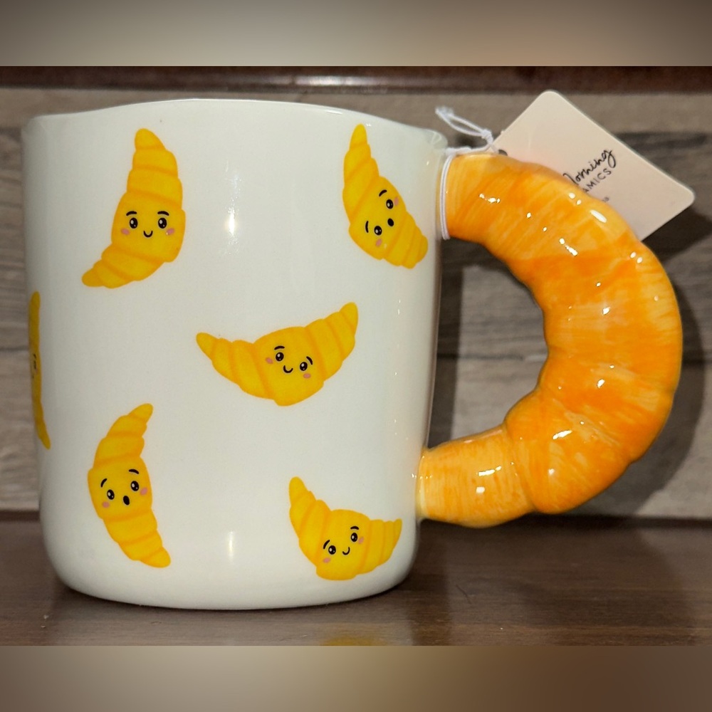 Super Cute  🥰 croissant 🥐 Mug ☕️ - By Sunday Morning - New